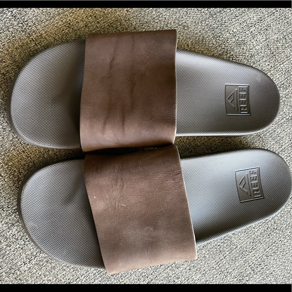 Reef slides size 9
